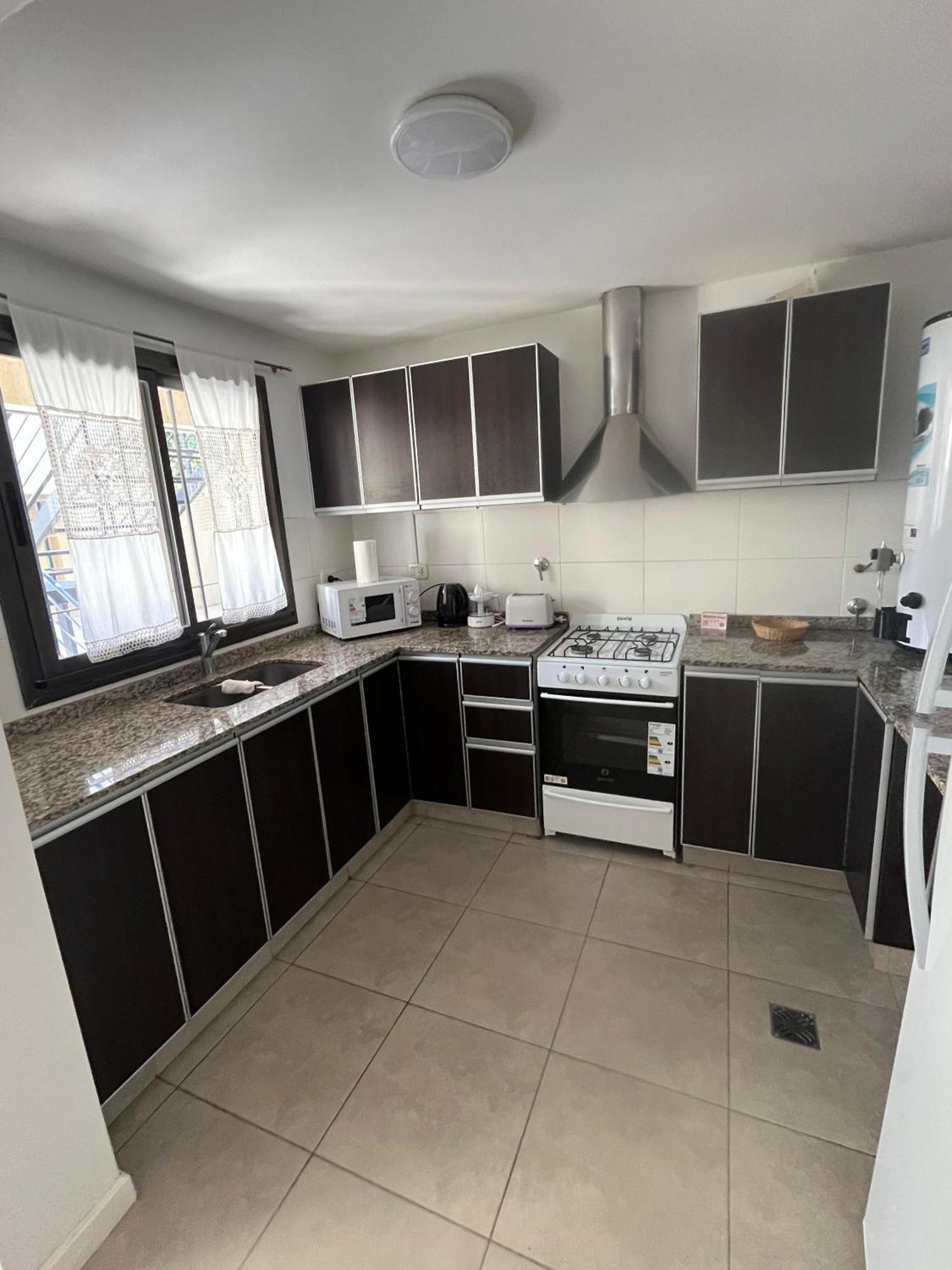 Luminoso Departamento En Zona Residencial Διαμέρισμα Μεντόζα Εξωτερικό φωτογραφία